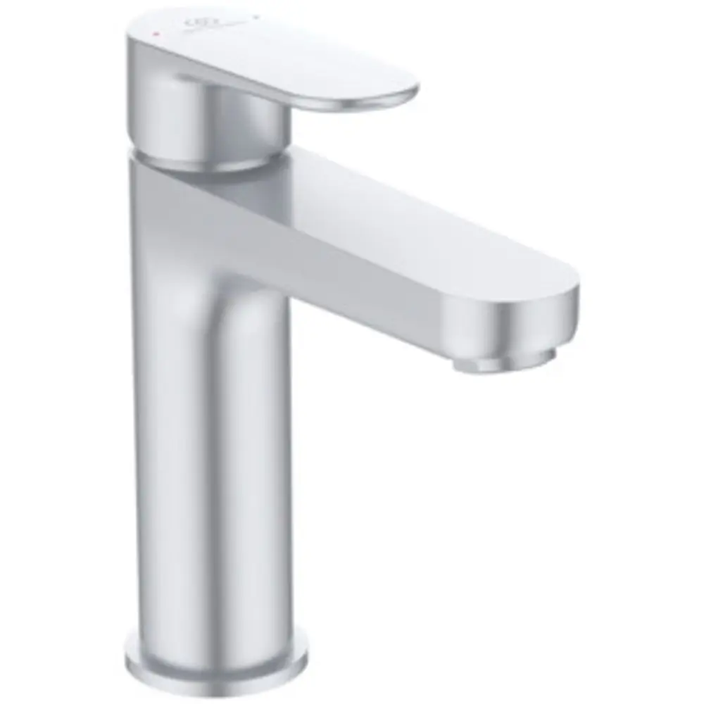 Waschtischarmatur aus Metall in Silber, mit einem schlanken, minimalistischen Design und einem Hebel zur Steuerung des Wasserflusses. Hersteller: Ideal Standard.